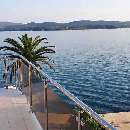 Penthouse By The Sea Apartment Tivat Exterior foto