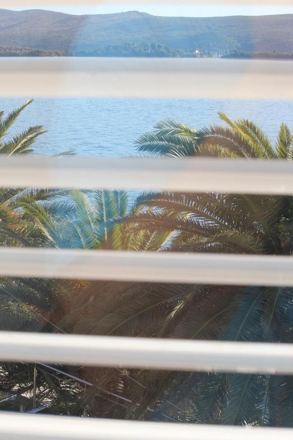 Penthouse By The Sea Apartment Tivat Exterior foto