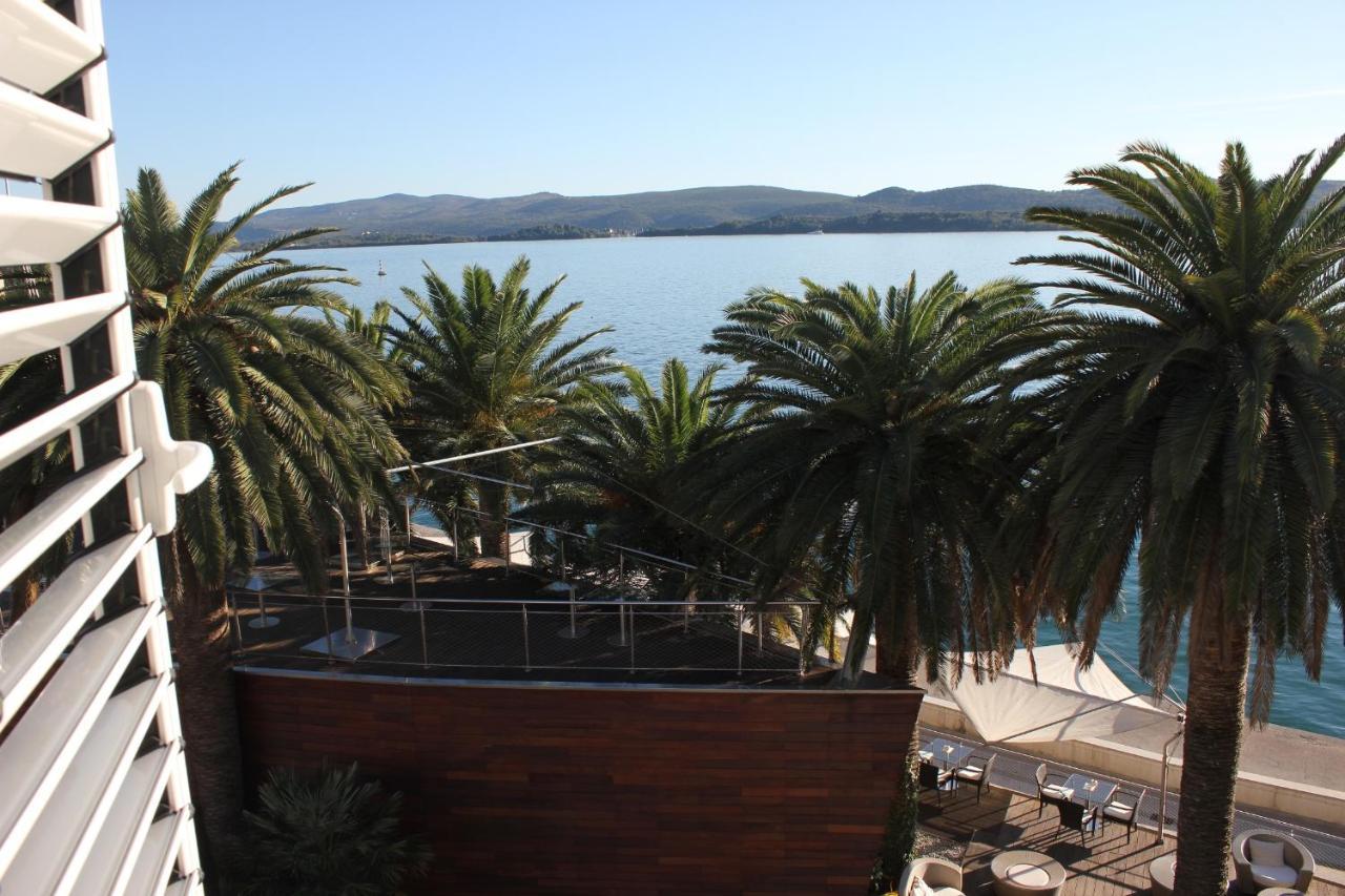 Penthouse By The Sea Apartment Tivat Exterior foto