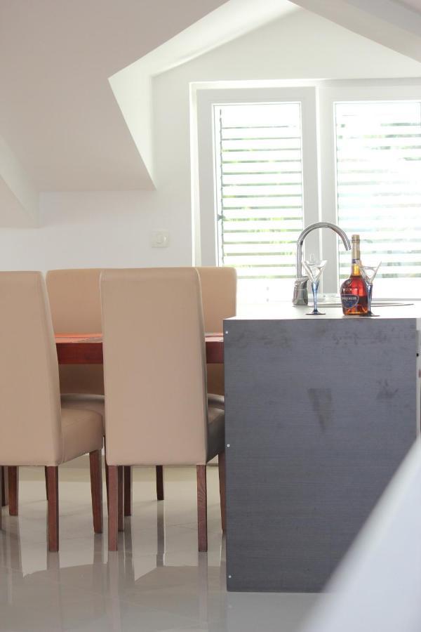 Penthouse By The Sea Apartment Tivat Exterior foto
