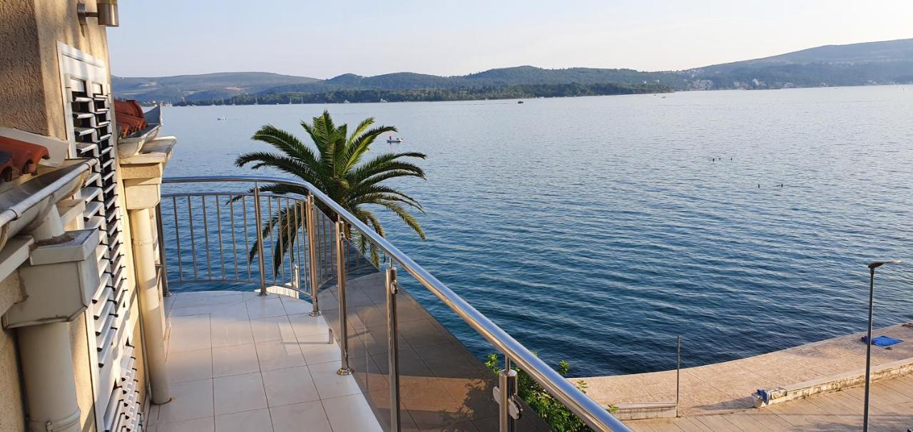 Penthouse By The Sea Apartment Tivat Exterior foto