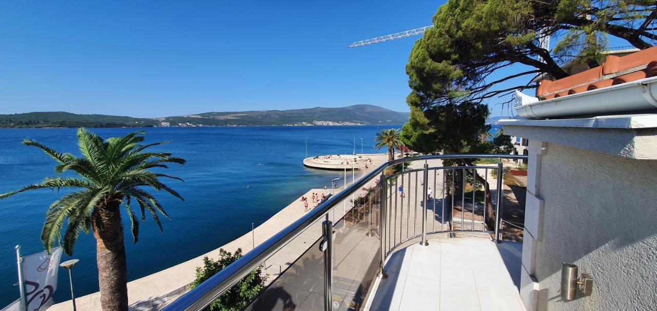 Penthouse By The Sea Apartment Tivat Exterior foto