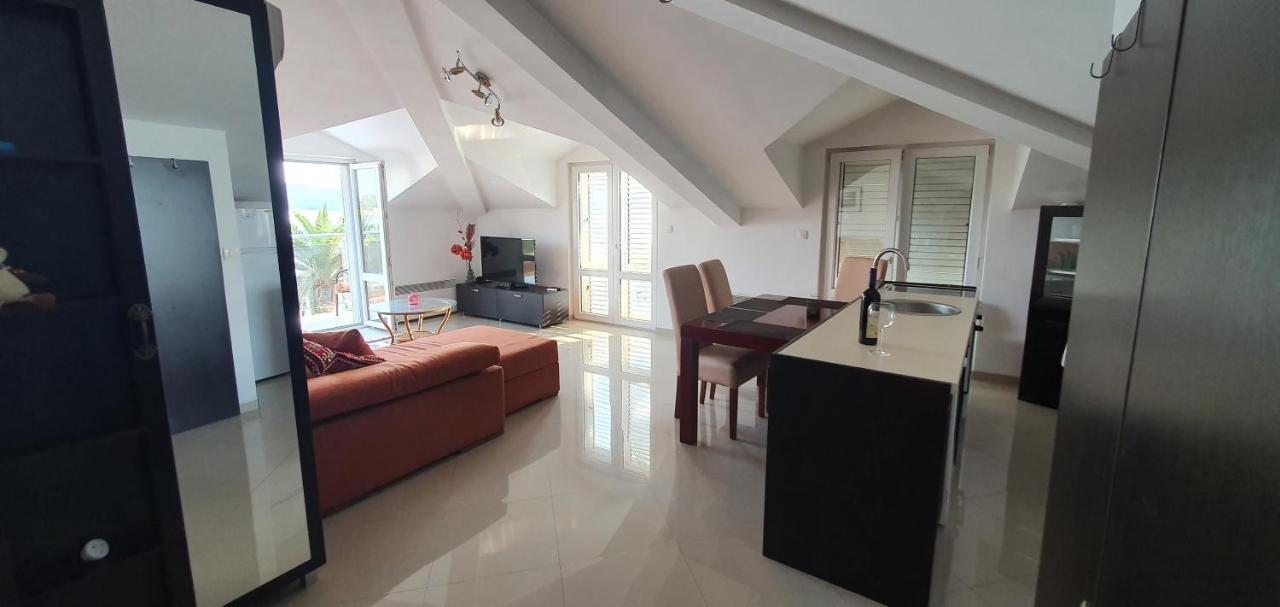 Penthouse By The Sea Apartment Tivat Exterior foto